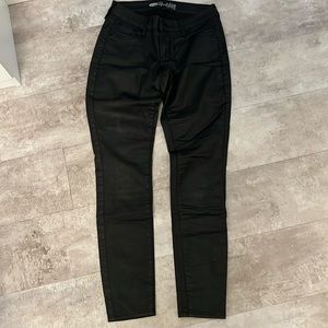 Black leather look jeans size 4 old navy brand
